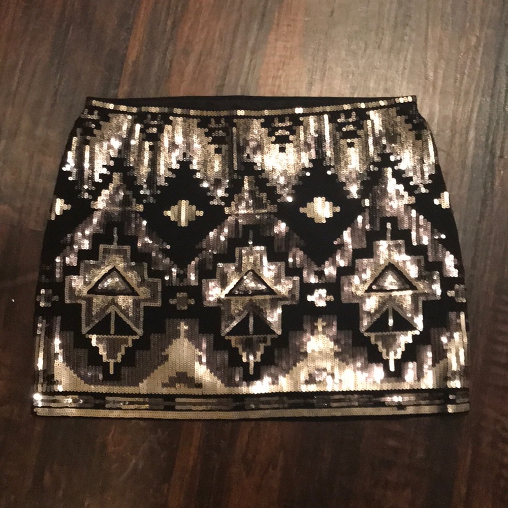 Express sequin skirt size small